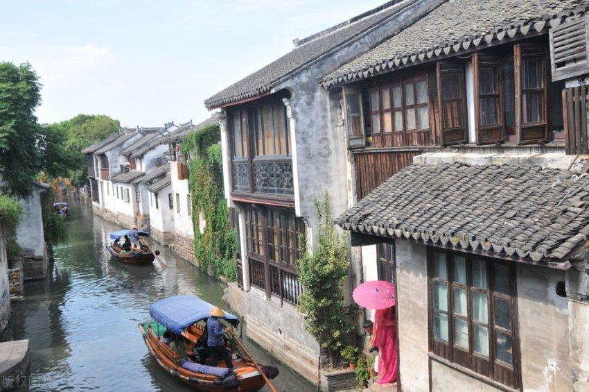 父母强烈反对的工作该坚持吗？游戏画面
